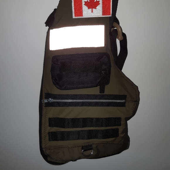 Custom Cross-body Bag - Picture 4 of 5